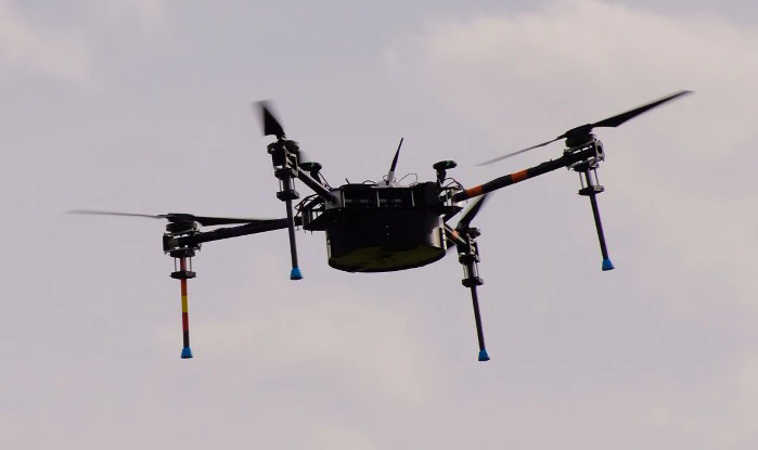 Hydrone mid-flight